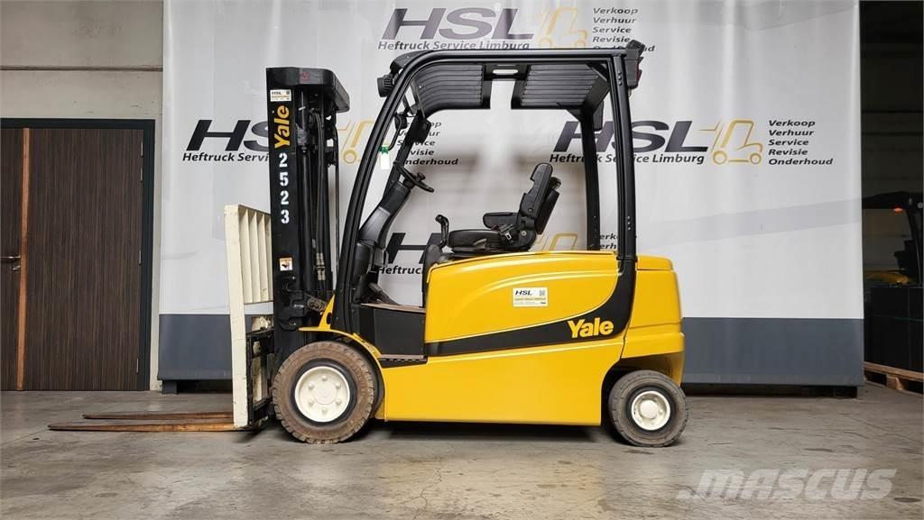 Yale ERP30VL 2016 Електронавантажувачі