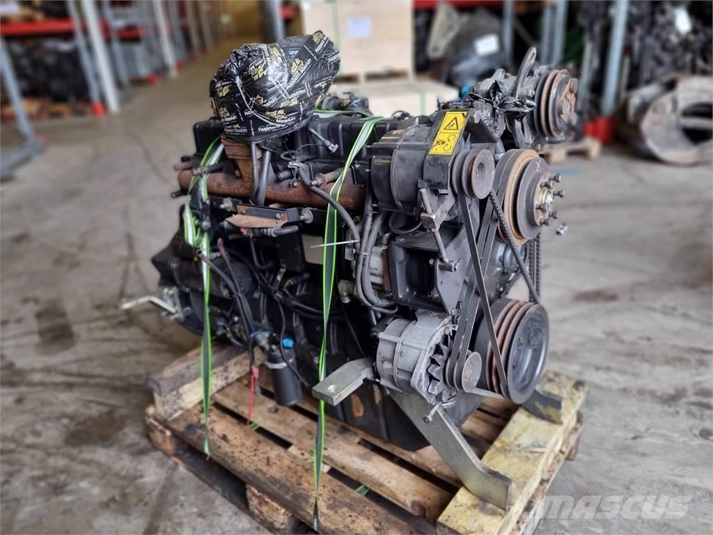 Sisu 74 EWA Двигуни