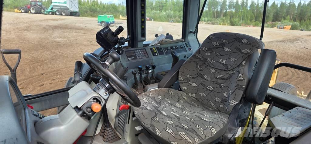 Valtra 8950 Hitec Трактори