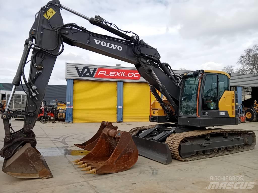 Volvo ECR235EL Гусеничні екскаватори