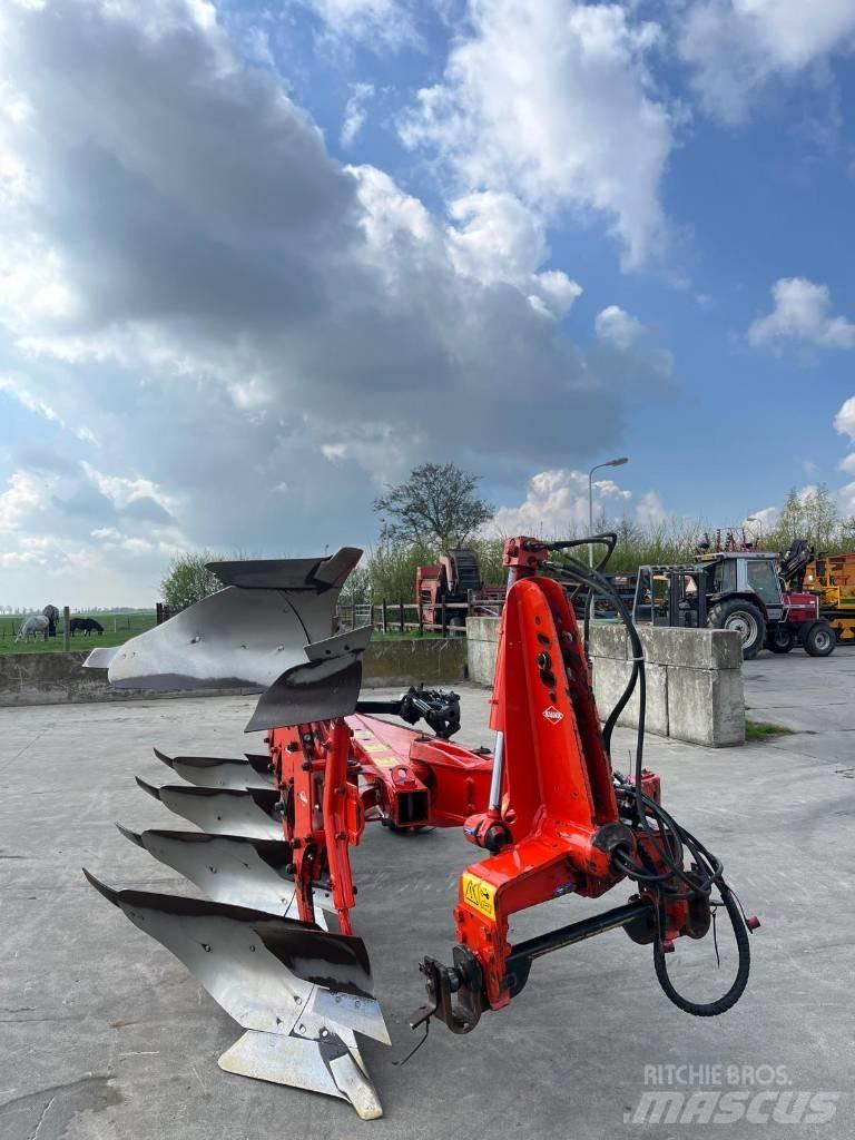 Kuhn Vari-Master 123 Реверсивні плуги