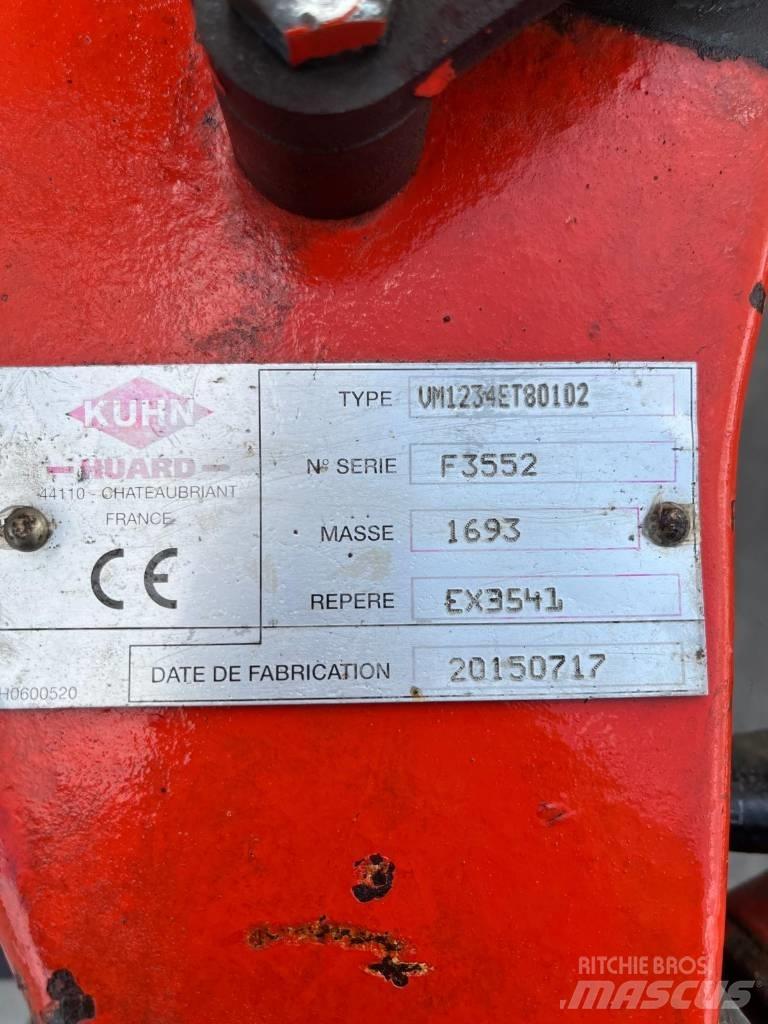 Kuhn Vari-Master 123 Реверсивні плуги