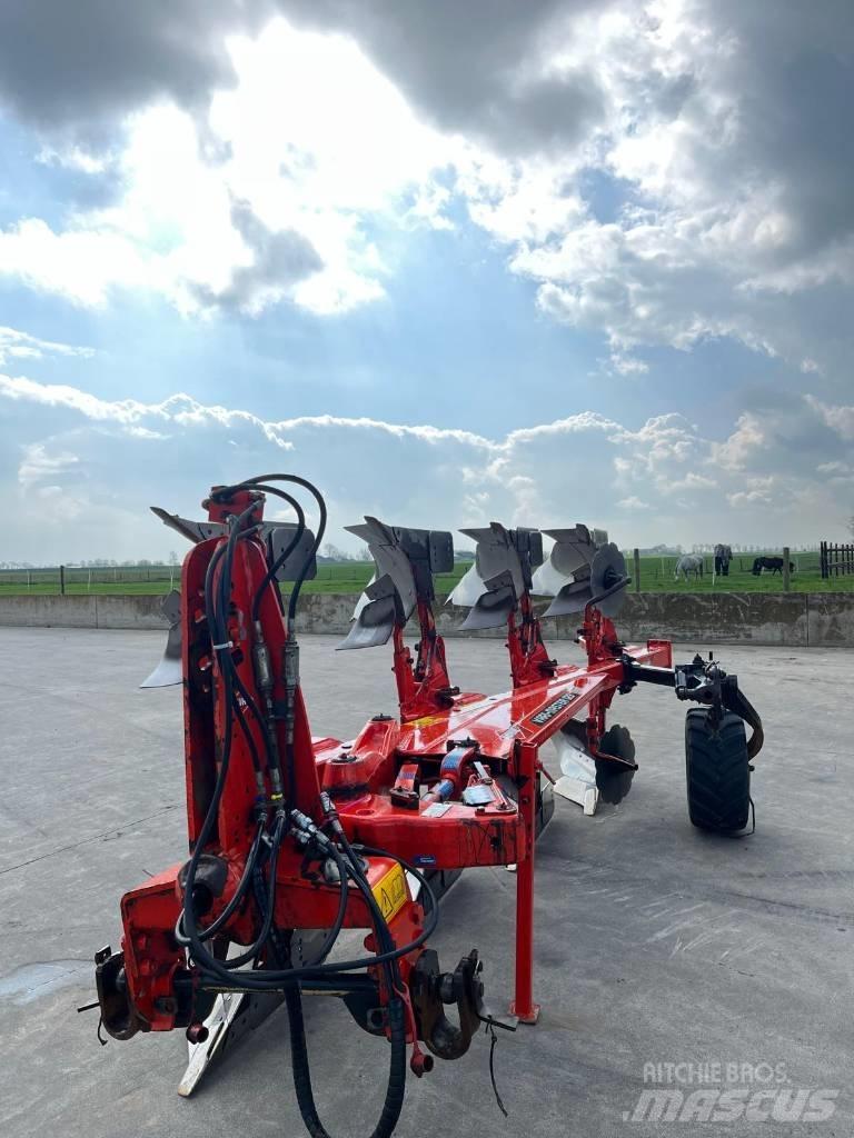 Kuhn Vari-Master 123 Реверсивні плуги