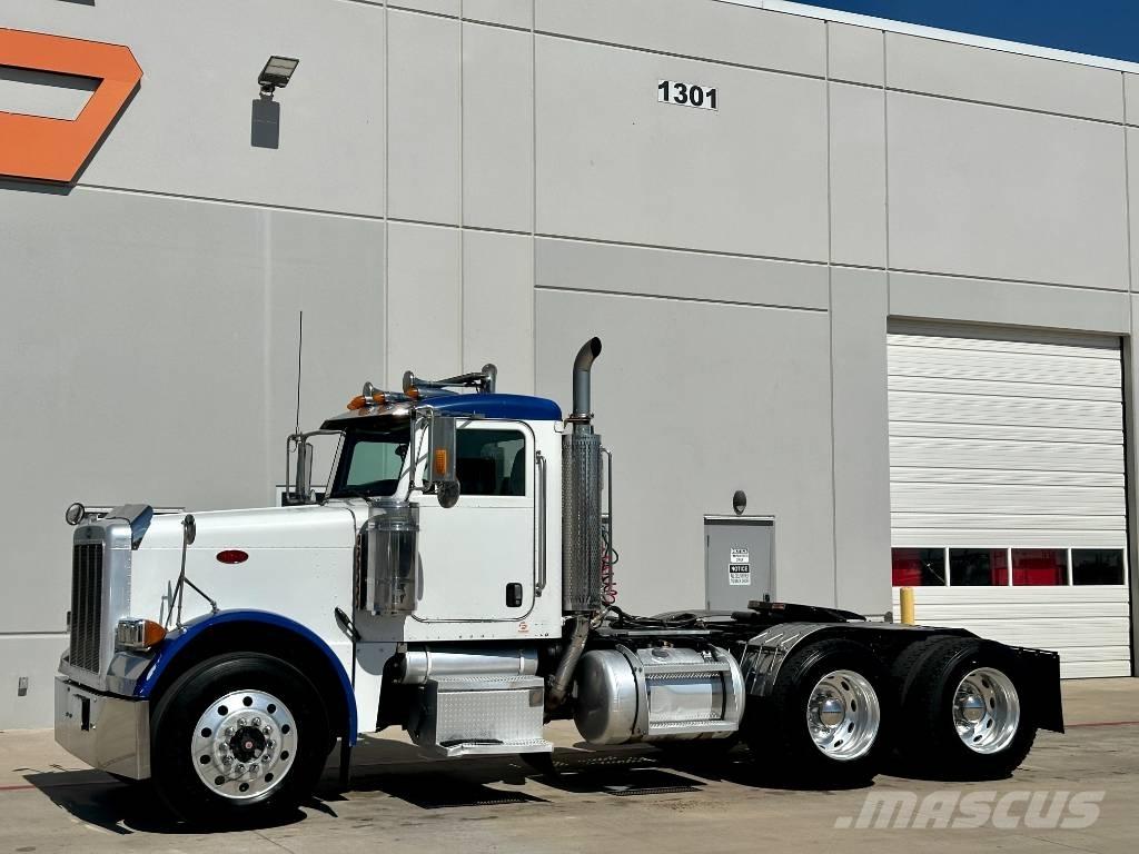 Peterbilt 379 Тягачі