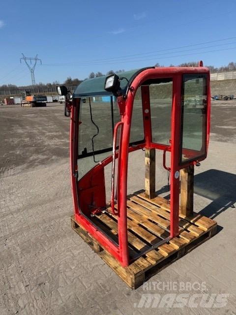 Volvo ECR25 D CAB Кабіна