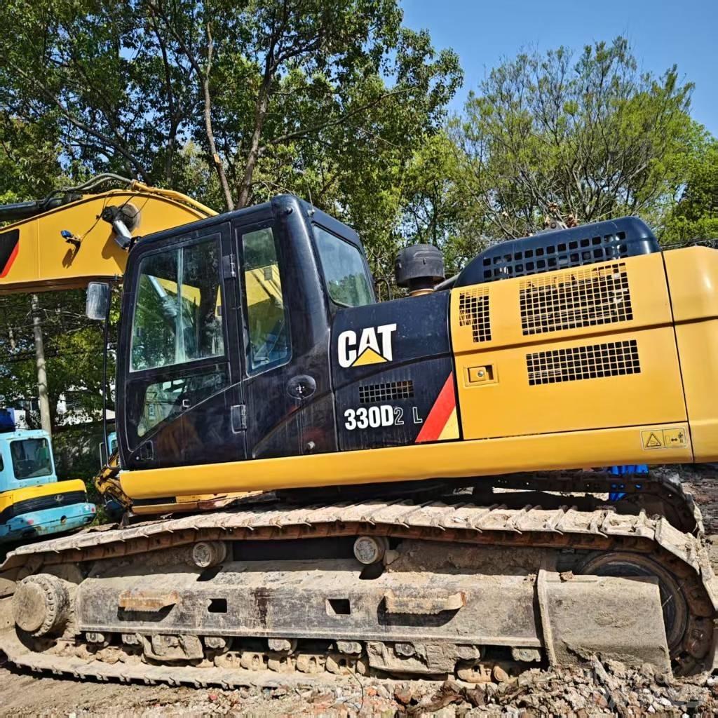 CAT 320 D2 Гусеничні екскаватори