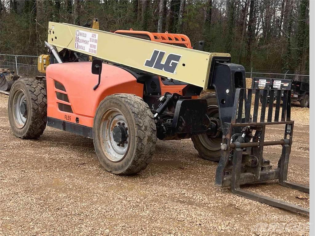JLG G6-42A Телескопічні навантажувачі