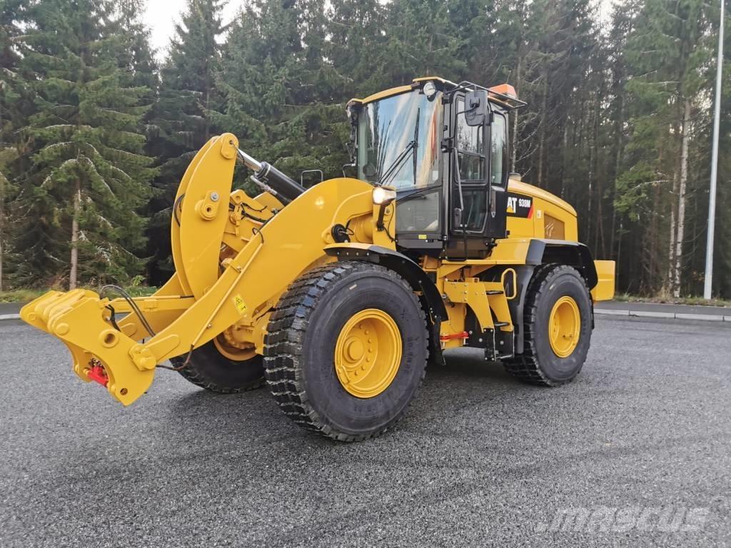 CAT 938M Фронтальні навантажувачі