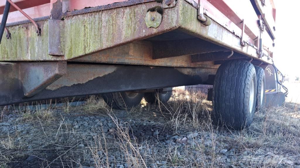 Tuhti M85 Самосвальні причепи