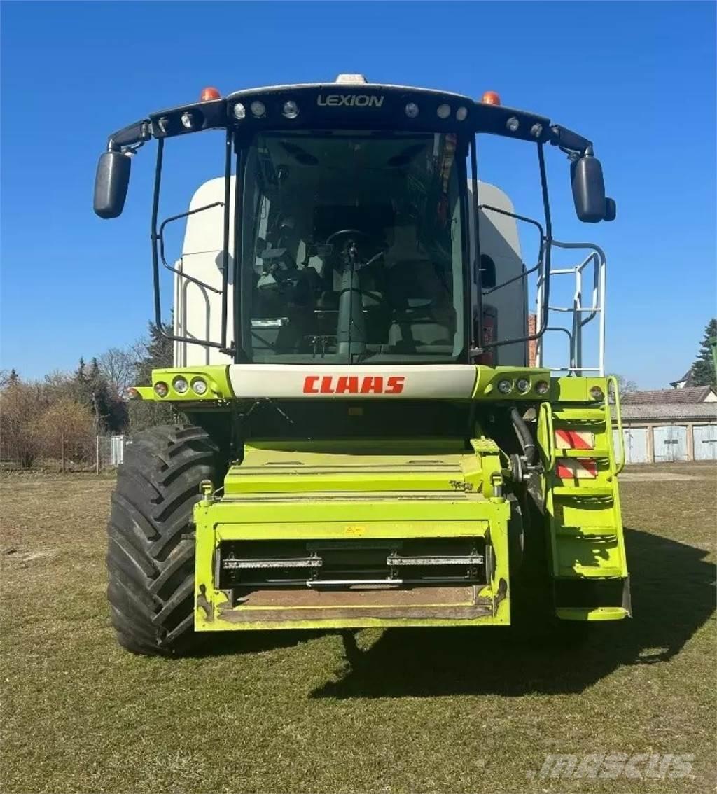 CLAAS Lexion 660 Зернозбиральні комбайни