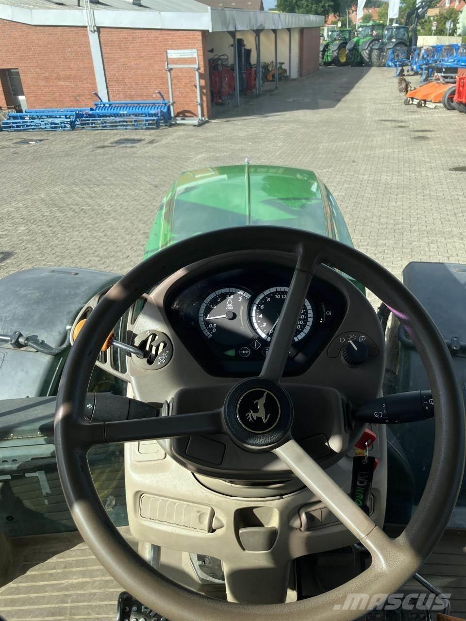 John Deere 6155R Трактори
