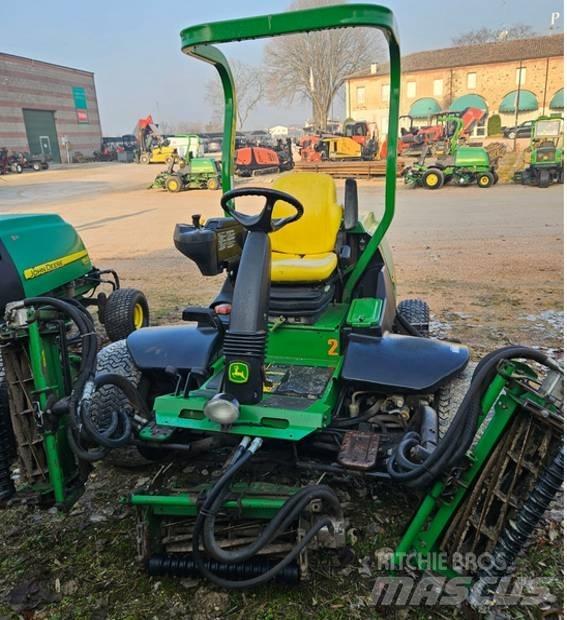 John Deere 7700 Косарки фарватера