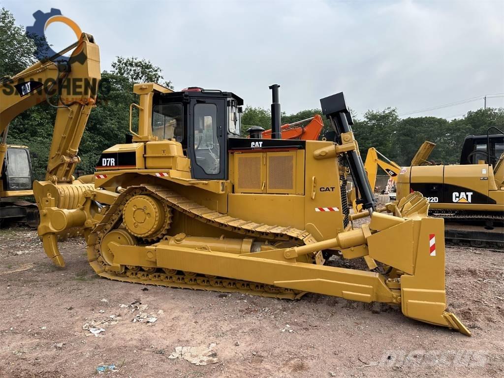 CAT D 7 R Гусеничні бульдозери