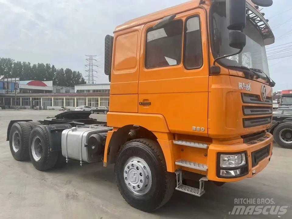Shacman F3000 6X4 Тягачі