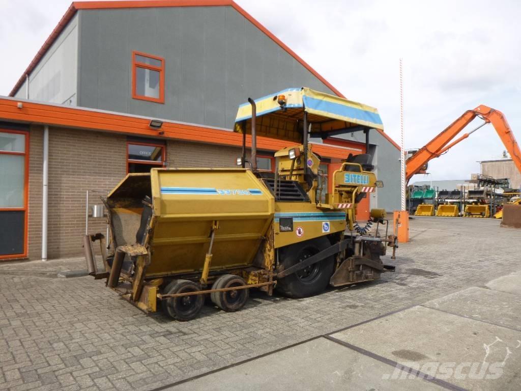 CAT BB730 Асфальтовкладачі