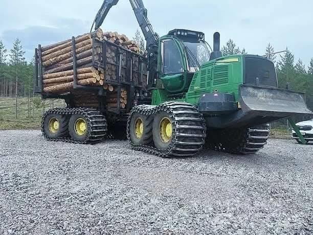 John Deere 1910 Форвардери