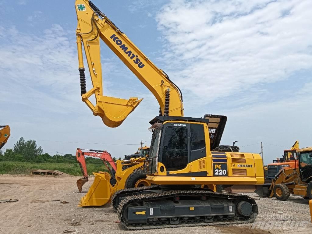 Komatsu PC 220-8 Гусеничні екскаватори