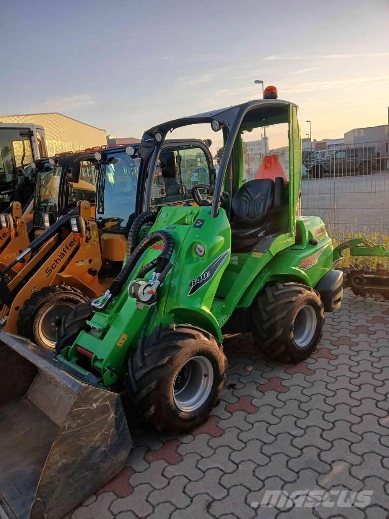 Avant 640i Міні-навантажувачі