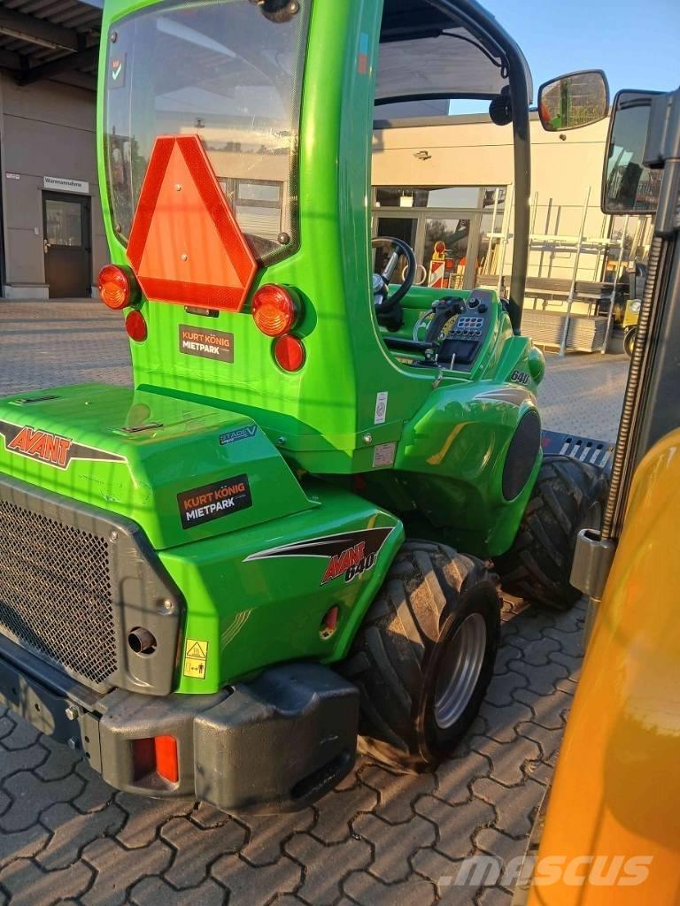 Avant 640i Міні-навантажувачі