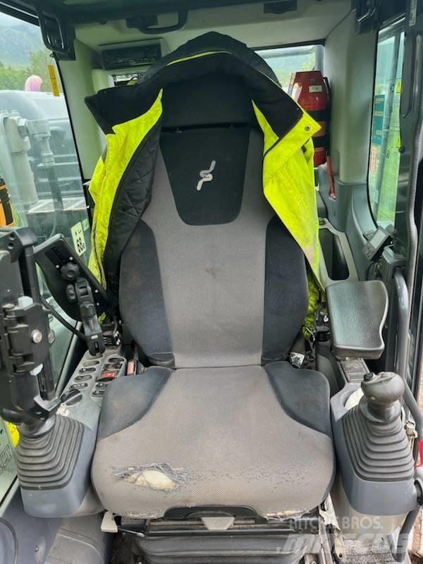 Komatsu PC 170 LC-11 Гусеничні екскаватори