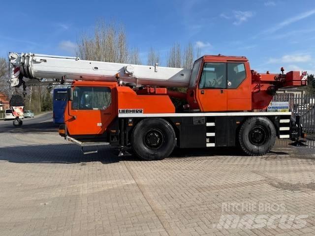 Liebherr LTM 1030-2 автокрани