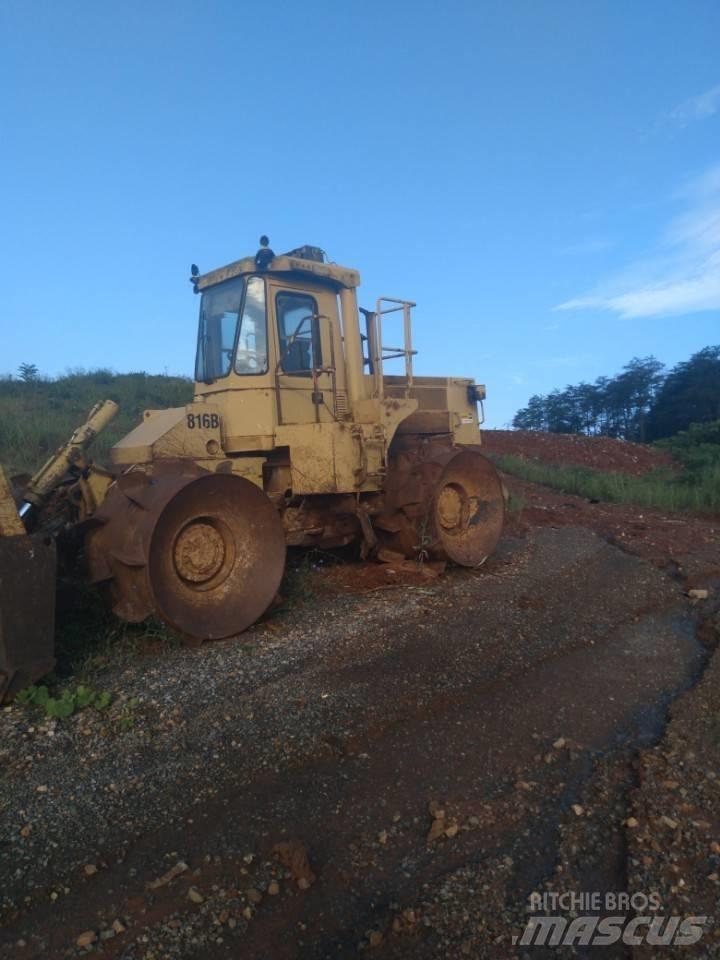 CAT 816B Сміттєві преси