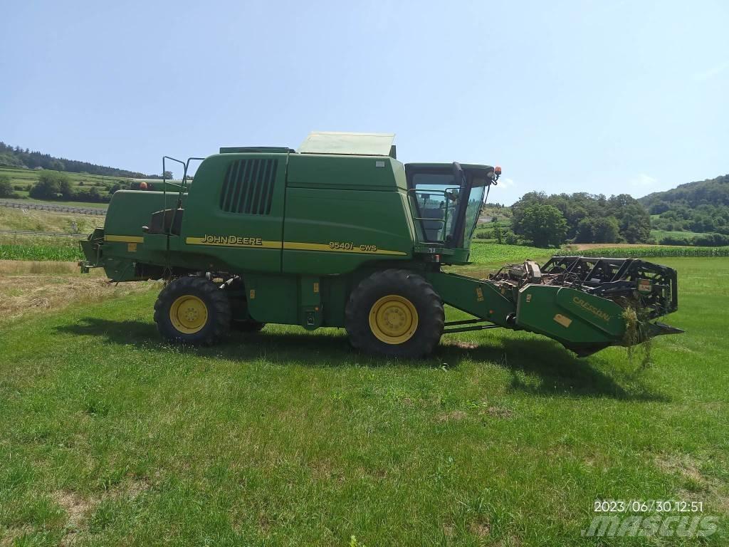 John Deere 9540 CWS Зернозбиральні комбайни
