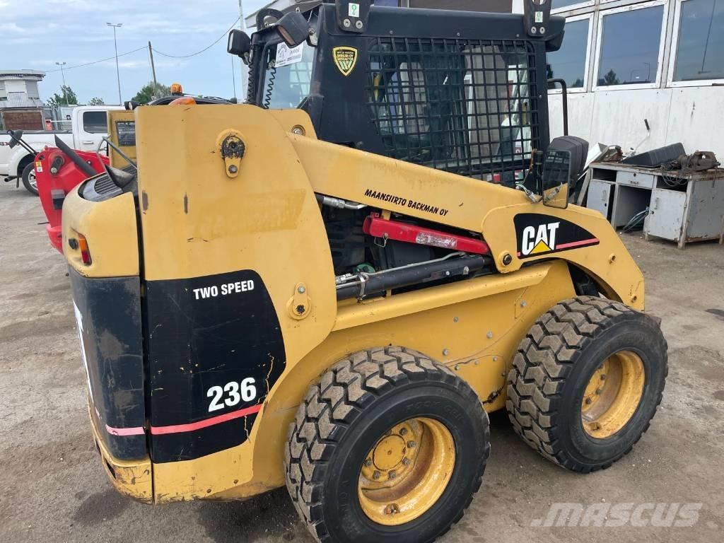 CAT 236 Міні-навантажувачі