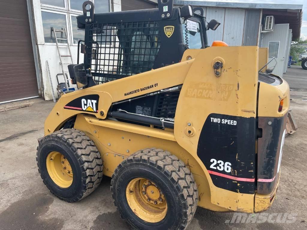 CAT 236 Міні-навантажувачі