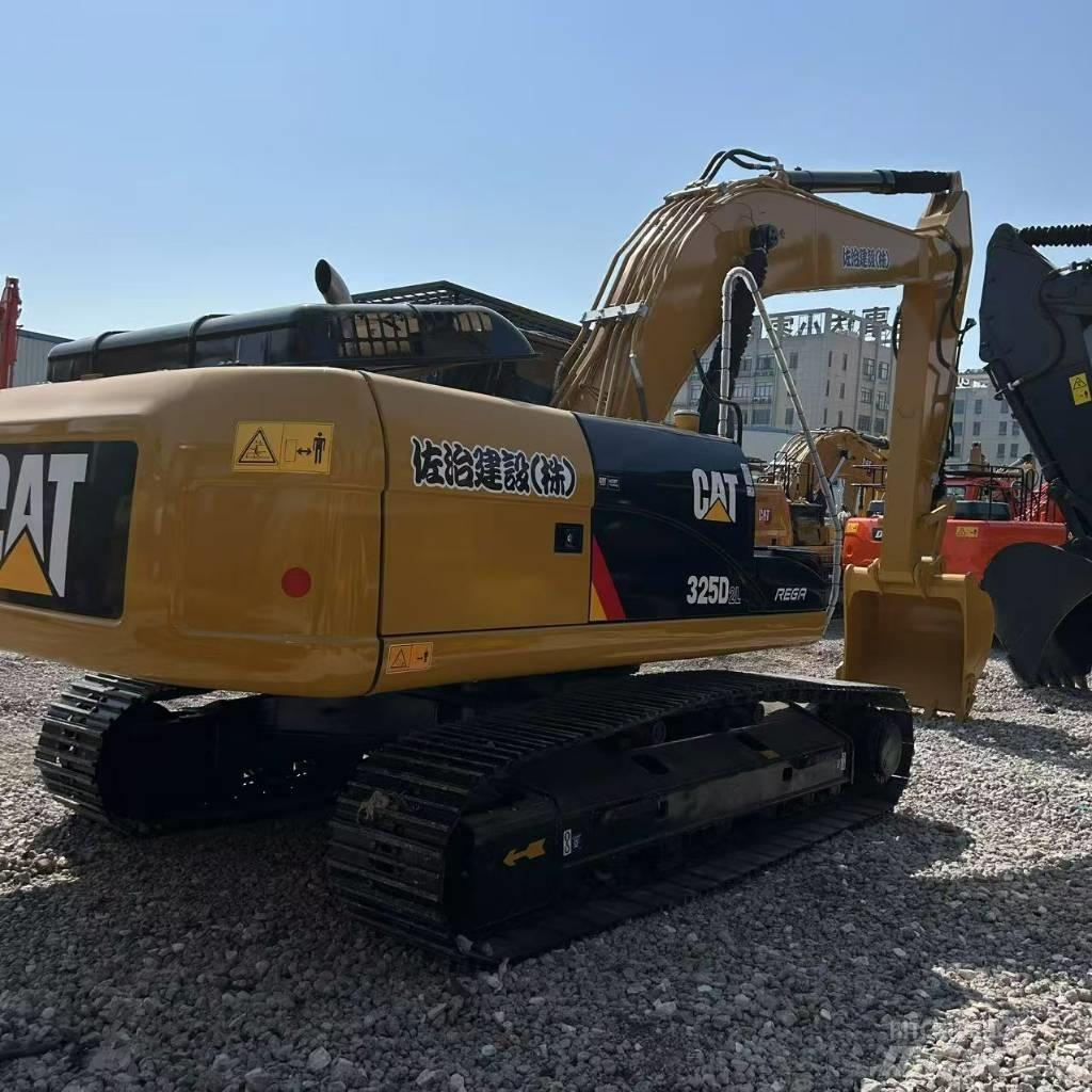 CAT 325D2L Гусеничні екскаватори