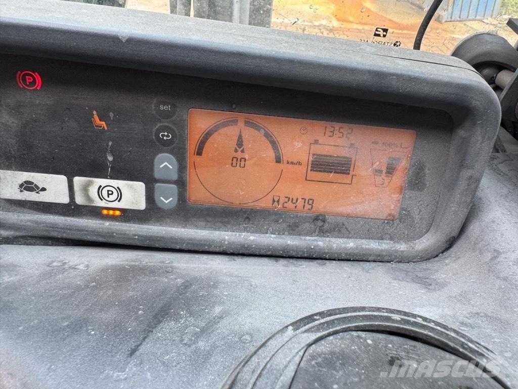 Jungheinrich EFG320 Електронавантажувачі