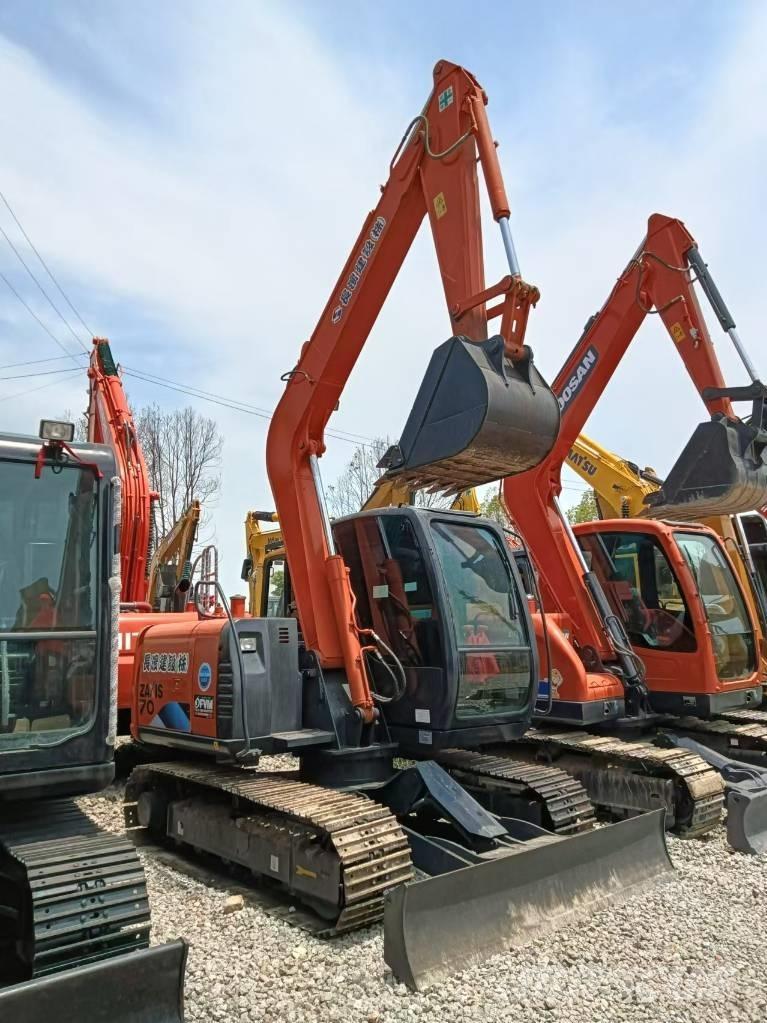 Hitachi ZX 70 Міні-екскаватори < 7т