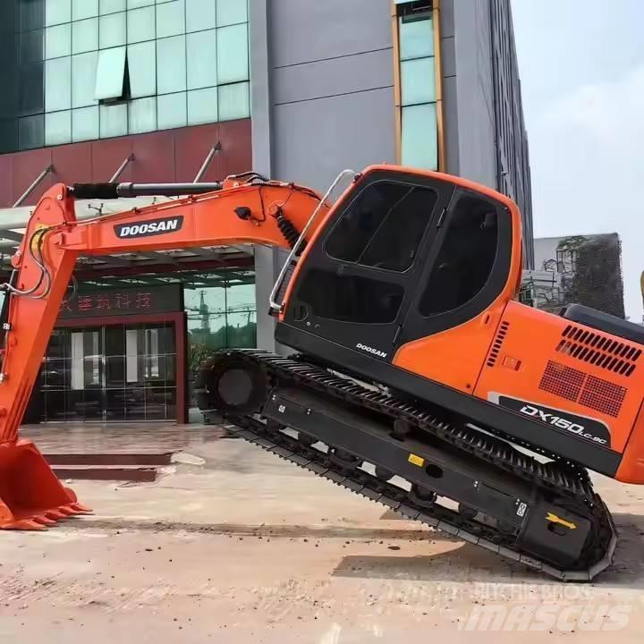 Doosan DX150 Гусеничні екскаватори