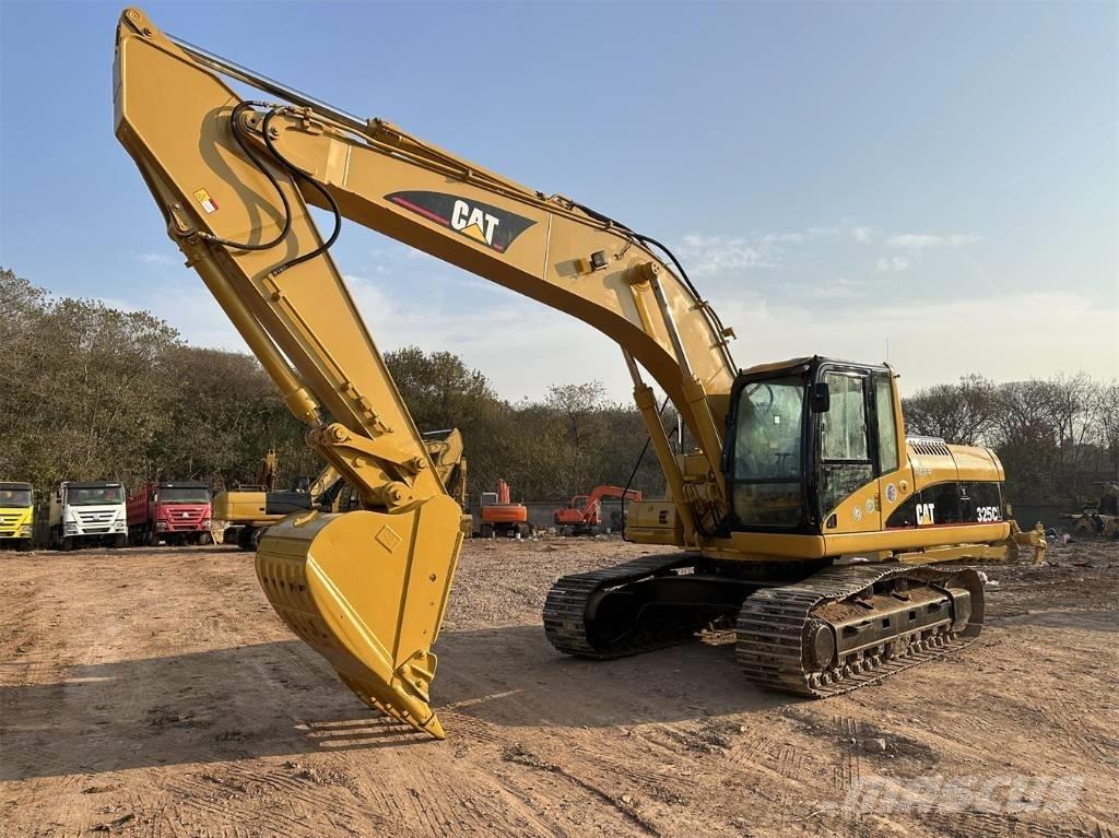 CAT 325C Гусеничні екскаватори