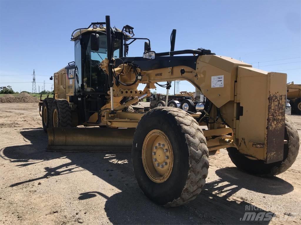 CAT 140m2 VHP Plus Грейдери