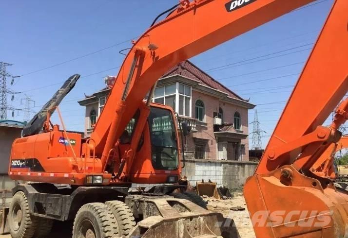 Doosan DH210W Колісні екскаватори