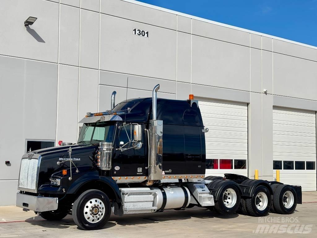 Western Star 4900 SB Тягачі