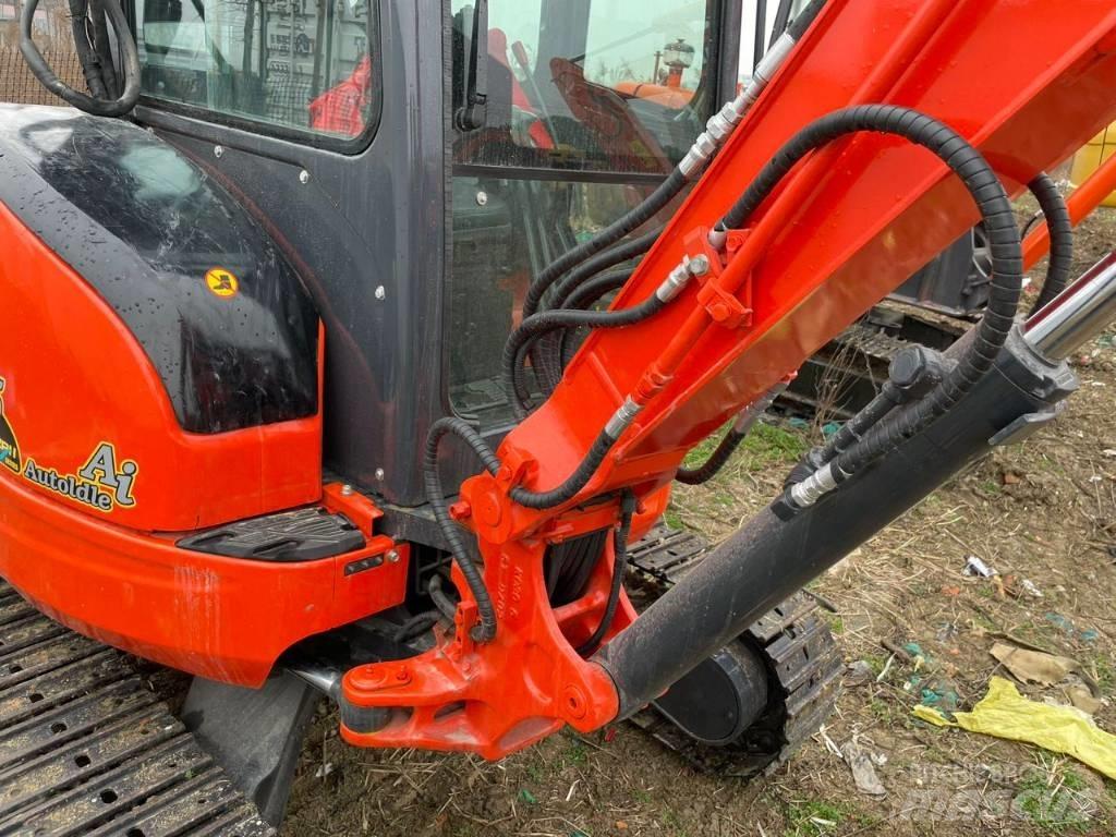 Kubota U 35 Гусеничні екскаватори