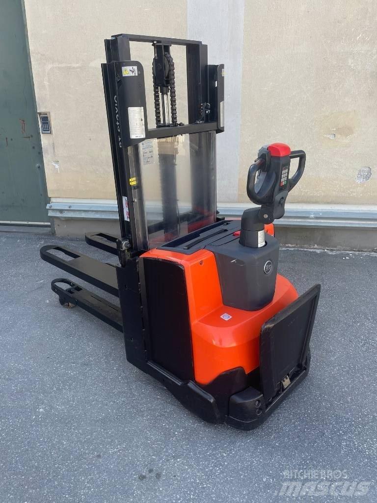 BT SWE200D Ручний візок