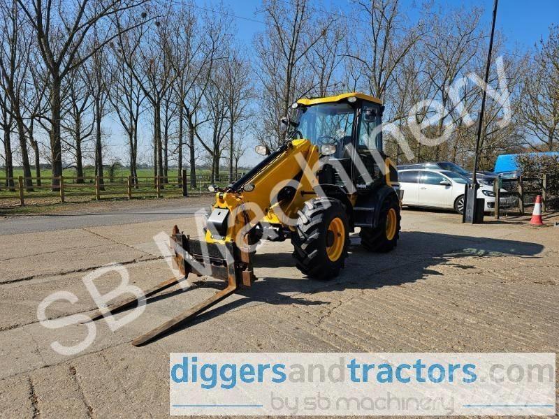 JCB TM 220 Фронтальні навантажувачі
