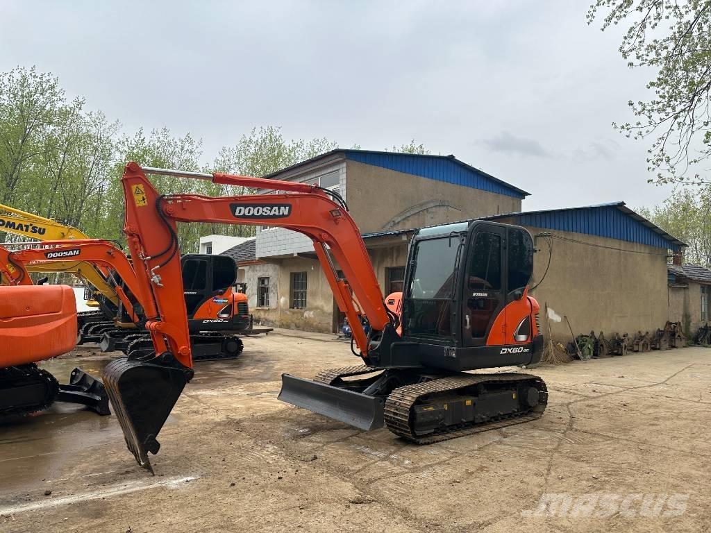 Doosan DX60 Гусеничні екскаватори