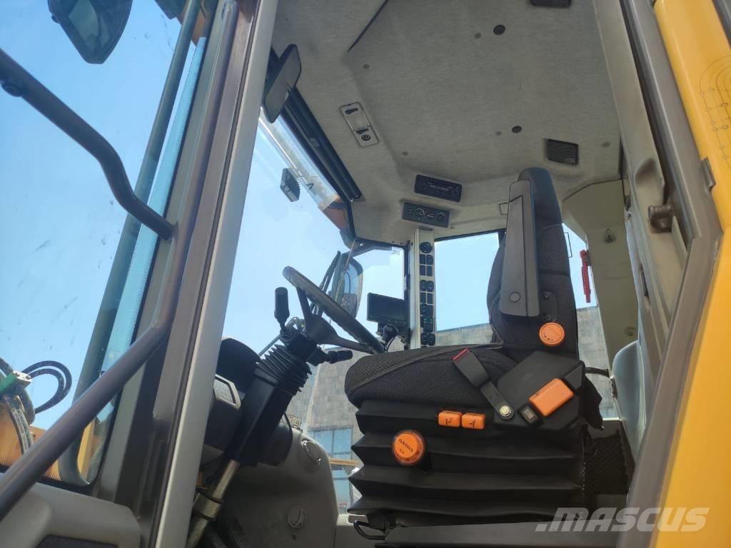Volvo L 60 F Фронтальні навантажувачі
