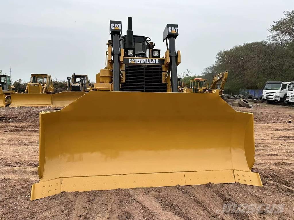 CAT D 8 R Гусеничні бульдозери
