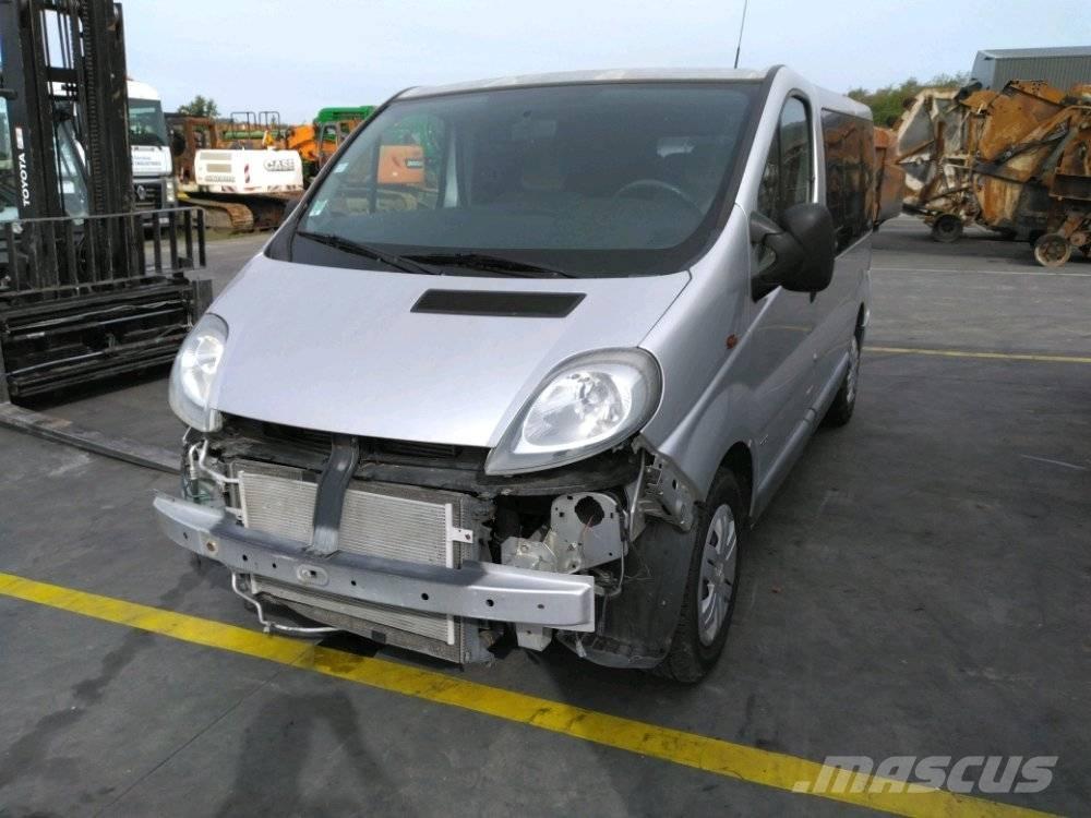 Opel Vivaro 1 Мікроавтобуси