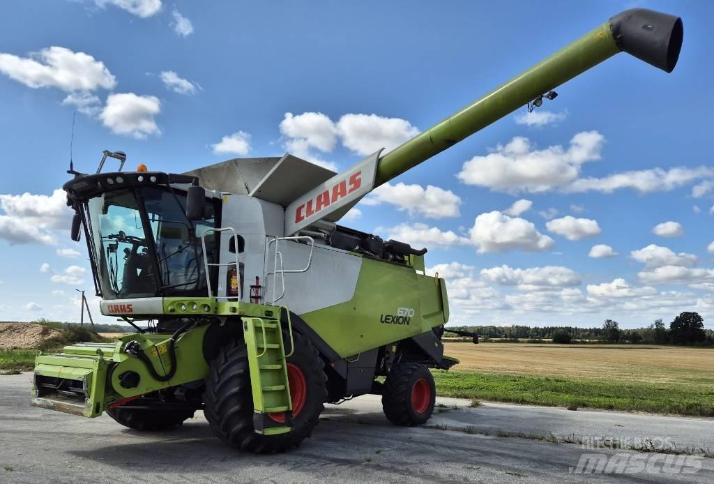 CLAAS Lexion 670 Зернозбиральні комбайни