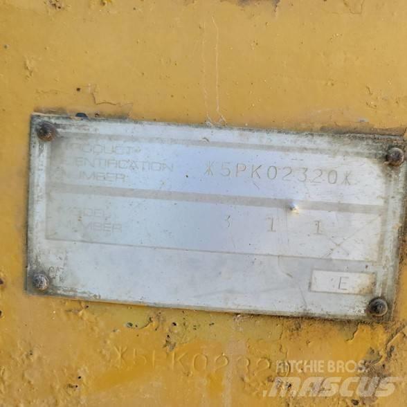 CAT 311 Гусеничні екскаватори