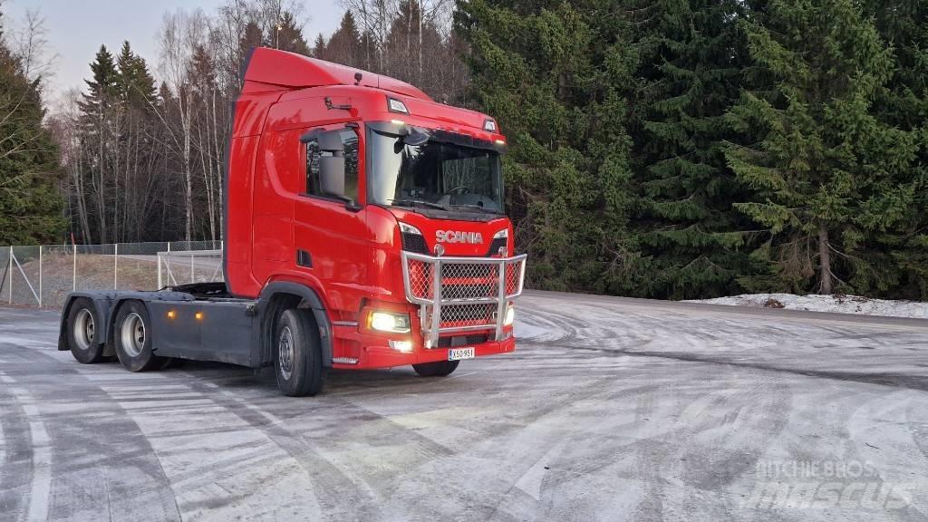 Scania HCT R560 6x4 Тягачі