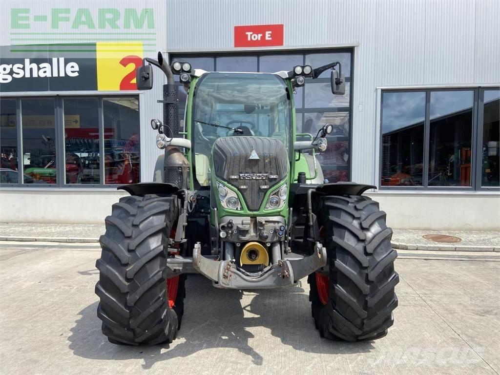 Fendt 516 vario Трактори