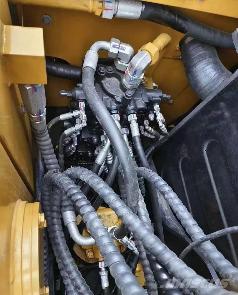 Sany SY 95 C Гусеничні екскаватори