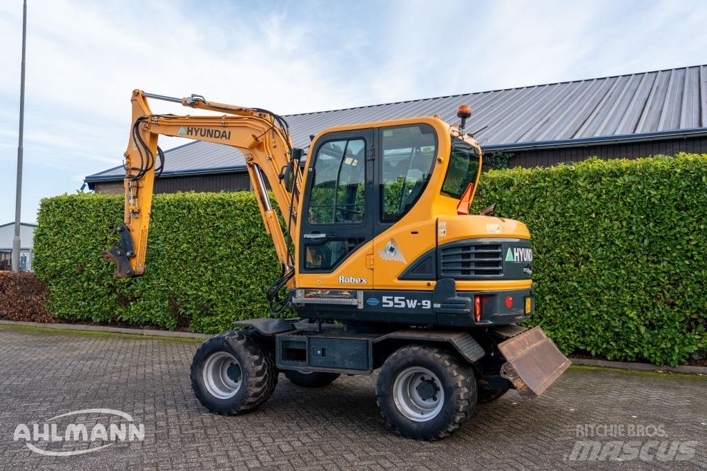 Hyundai R55W-9A Колісні екскаватори